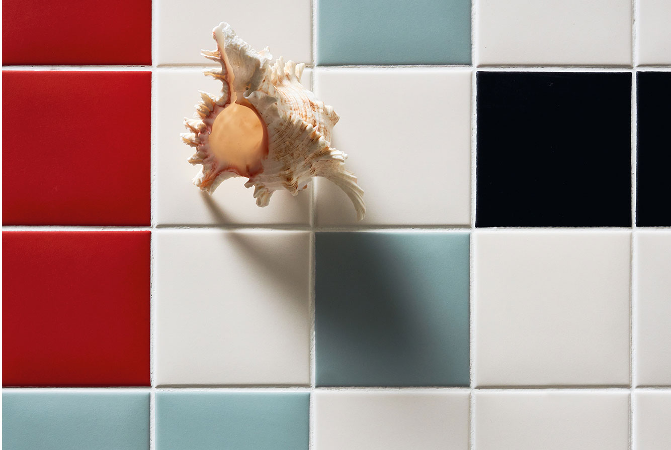 PIXEL41 / WHITE /  BLACK / RED / CELADON
